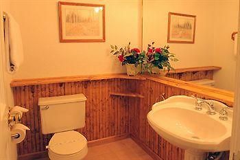 Sybaris Pool Suites Mequon Brown Deer المظهر الخارجي الصورة