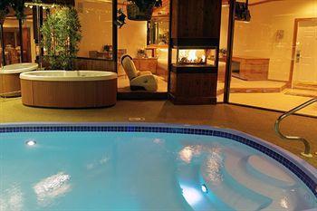 Sybaris Pool Suites Mequon Brown Deer المظهر الخارجي الصورة