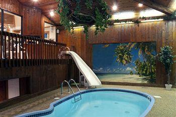 Sybaris Pool Suites Mequon Brown Deer المظهر الخارجي الصورة